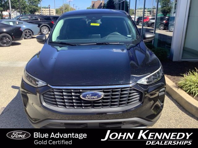 Certified 2025 Ford Escape Active AWD/4WD image 7