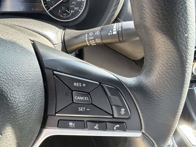 Used 2025 Nissan Sentra SV FWD image 11