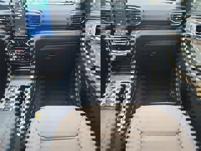 Certified 2023 Ford Explorer Limited w/ Limited Technology Package image 10