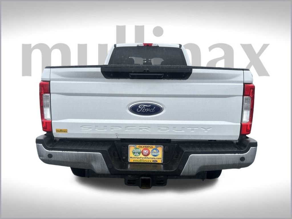 Certified 2019 Ford F250 XLT w/ XLT Value Package image 31