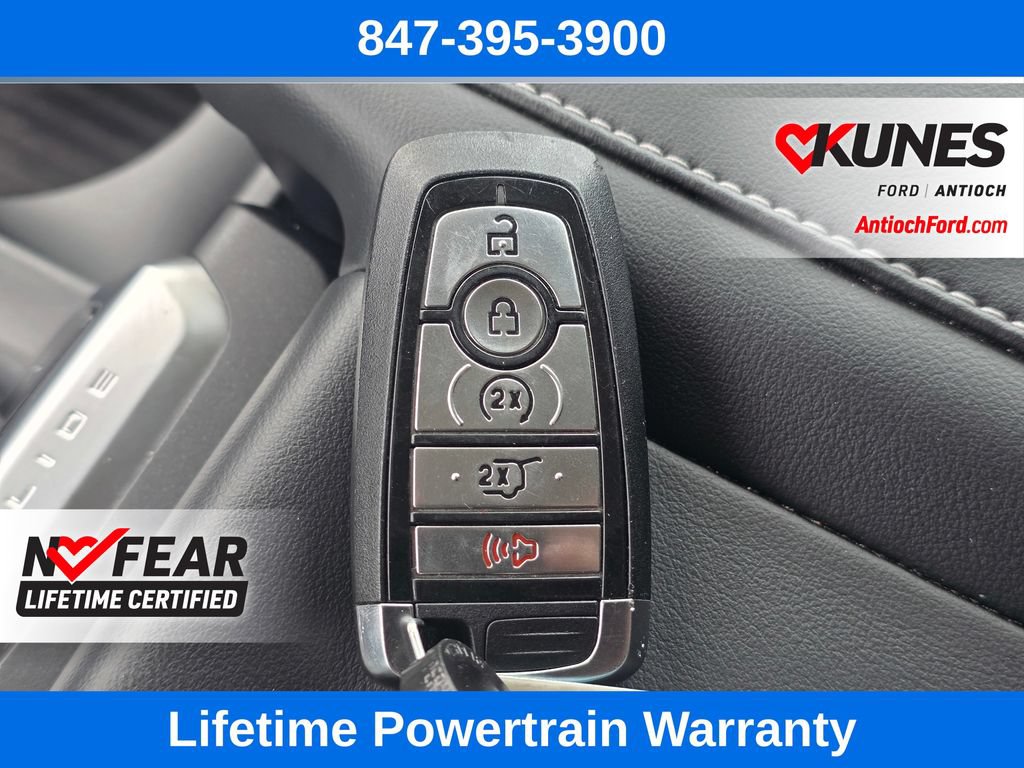 Certified 2025 Ford Expedition Platinum AWD/4WD image 17