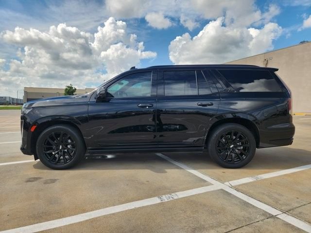 Used 2024 Cadillac Escalade Sport w/ LPO, ONYX Package RWD image 4