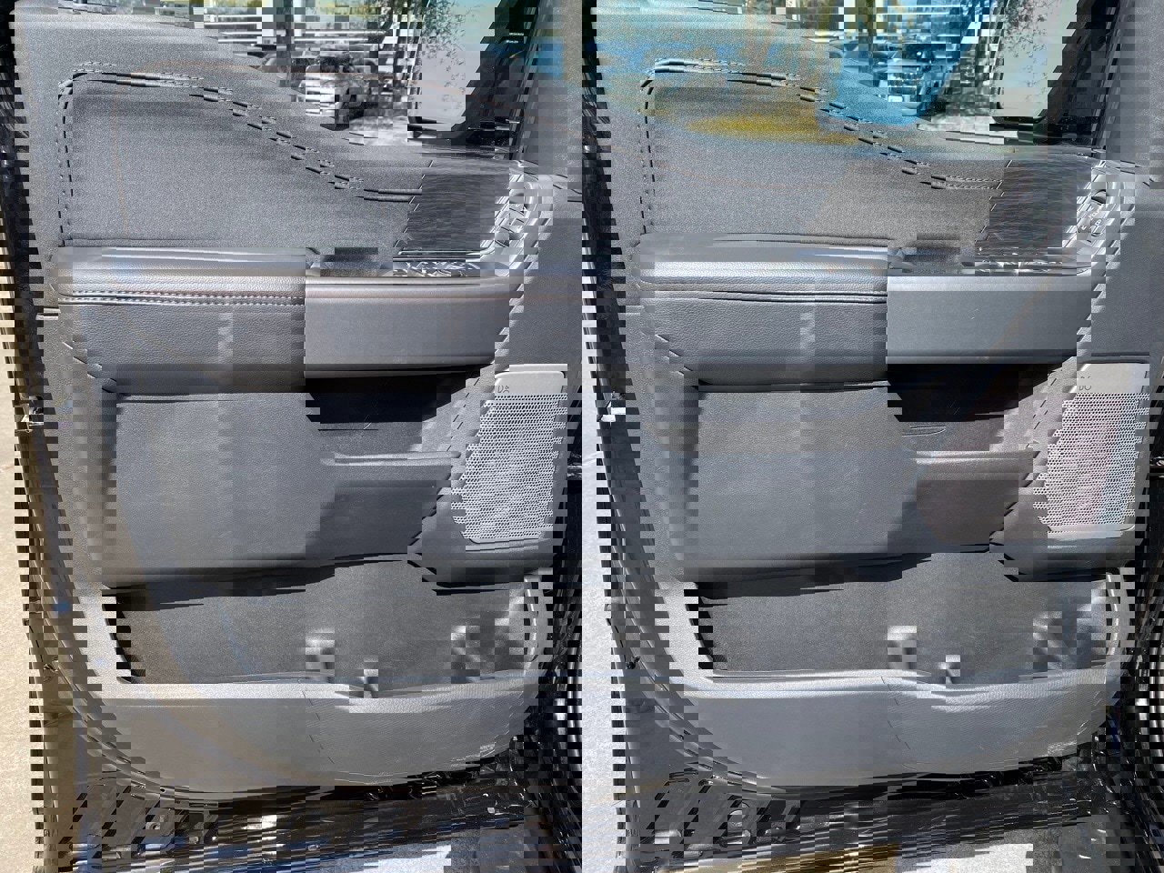 Certified 2025 Ford F150 Lightning Lariat image 34