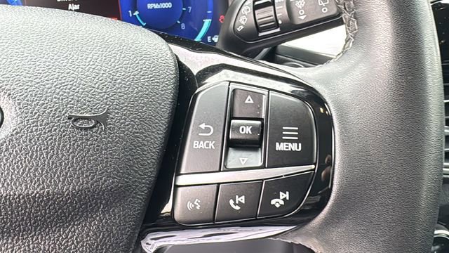 Certified 2022 Ford Escape Titanium w/ Class II Trailer Tow Package image 24