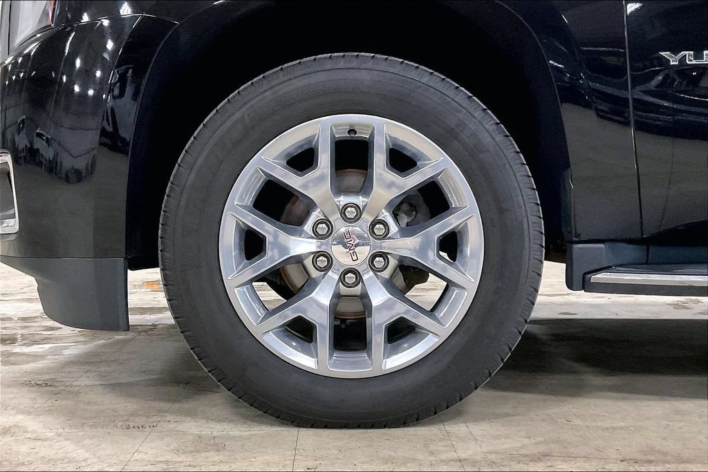 Used 2018 GMC Yukon SLT AWD/4WD image 9