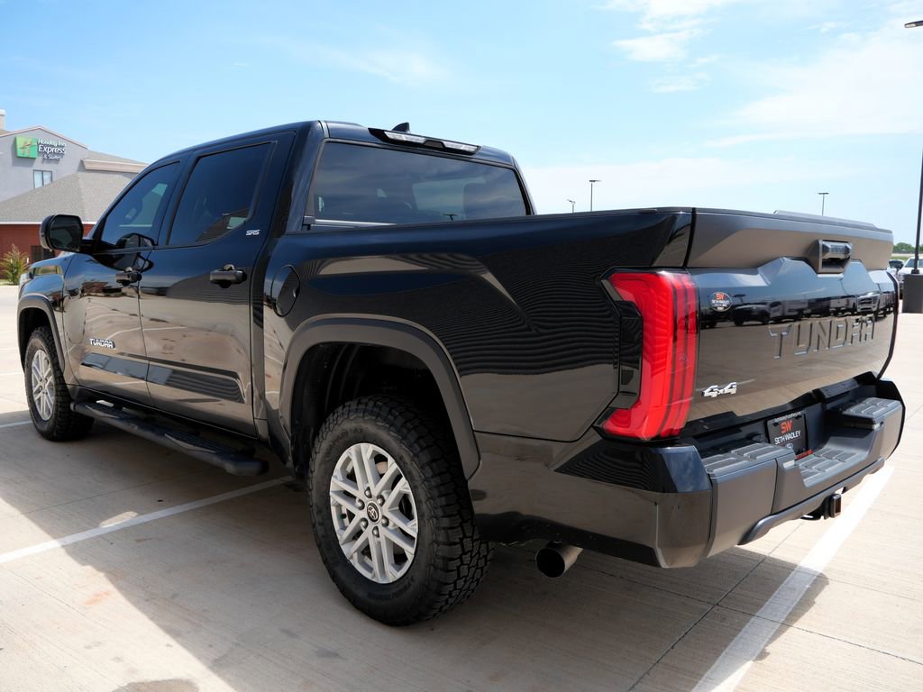 Used 2022 Toyota Tundra SR5 AWD/4WD image 6