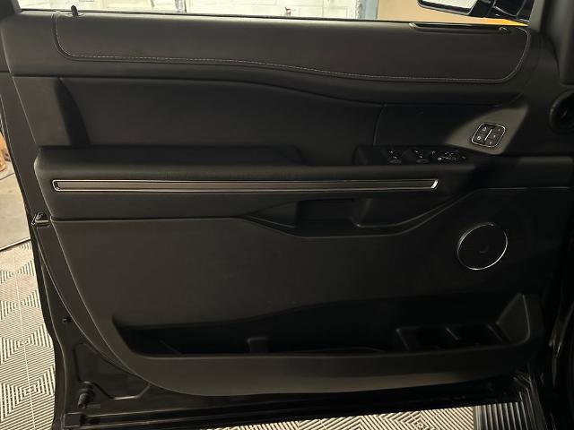 Certified 2024 Ford Expedition XLT RWD image 16