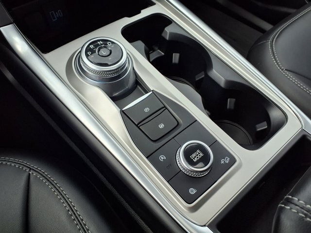 Certified 2024 Ford Explorer XLT w/ Equipment Group 202A AWD/4WD image 14