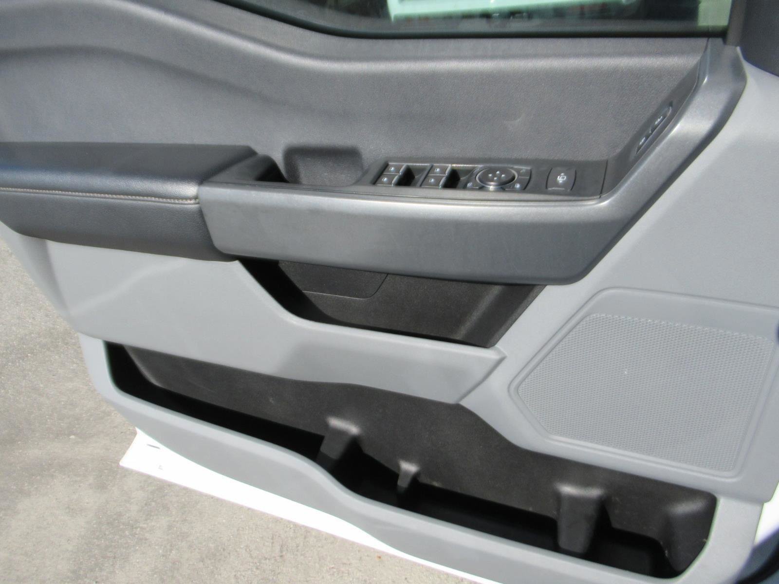 Certified 2023 Ford F350 XLT image 28