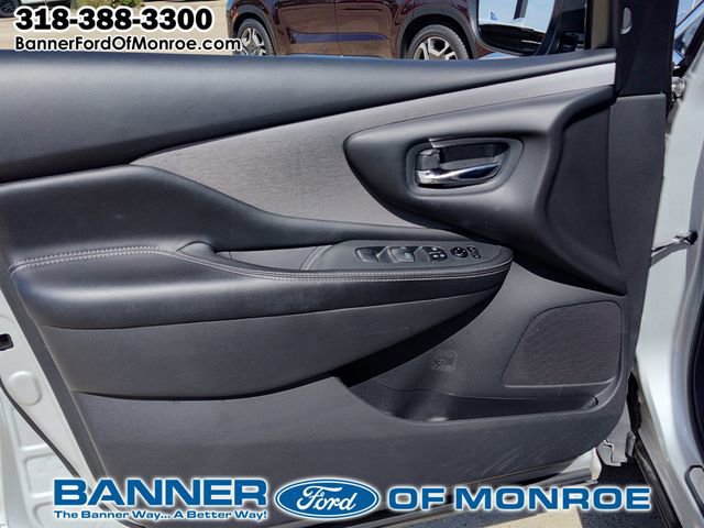 Used 2023 Nissan Murano SV image 15