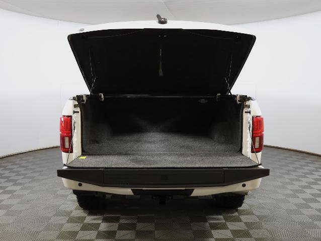 Certified 2018 Ford F150 Platinum w/ Equipment Group 701A Luxury image 22