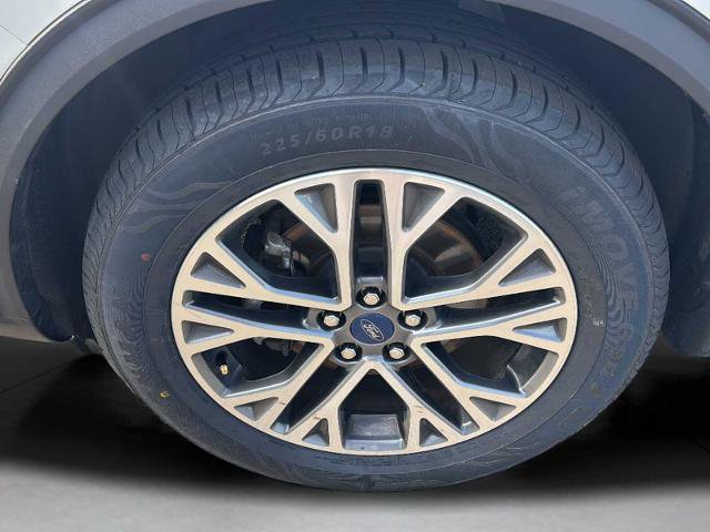 Certified 2020 Ford Escape SEL AWD/4WD image 33