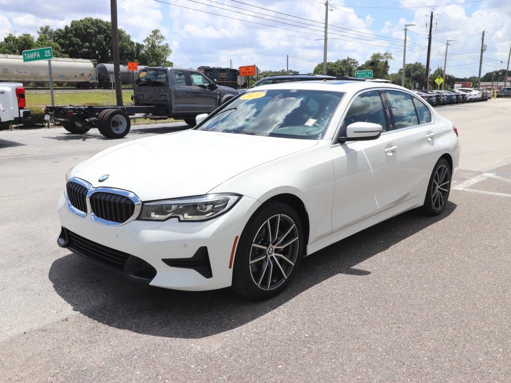 Used 2020 BMW 330i Sedan w/ Convenience Package RWD image 3
