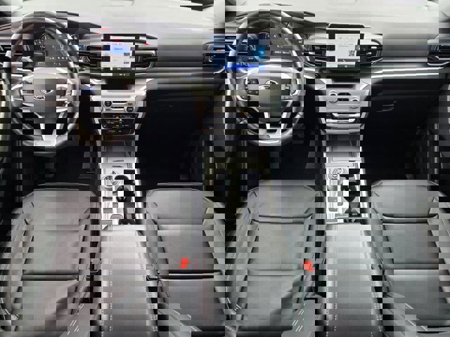 Certified 2022 Ford Explorer XLT w/ Equipment Group 202A image 23