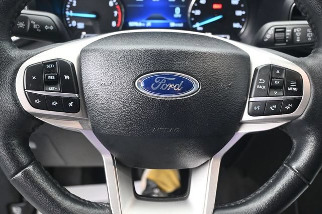 Certified 2024 Ford Explorer XLT w/ Equipment Group 202A AWD/4WD image 10