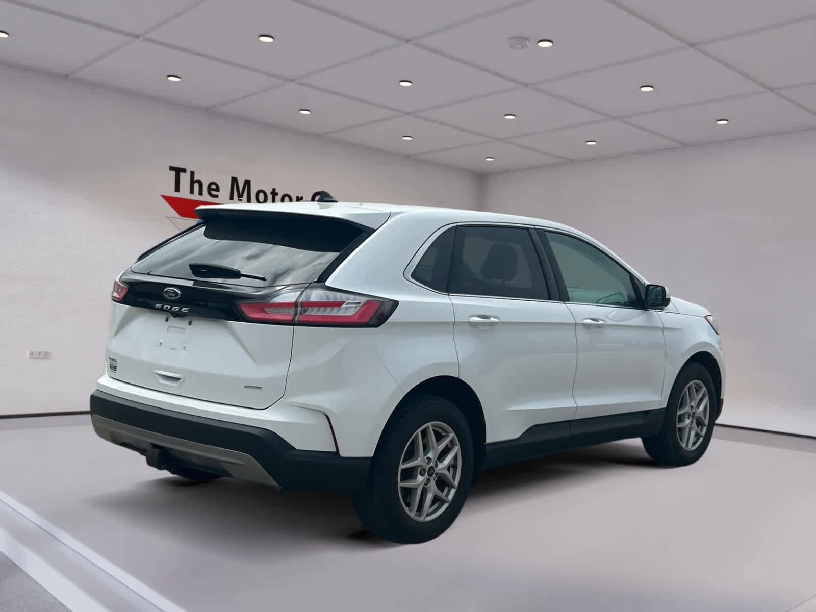 Certified 2021 Ford Edge SEL w/ Convenience Package AWD/4WD image 5