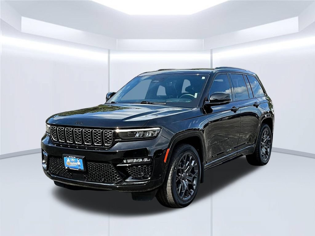Used 2025 Jeep Grand Cherokee Summit AWD/4WD image 4