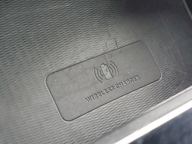 Used 2024 Jeep Grand Cherokee L Limited w/ Luxury Tech Group II image 21