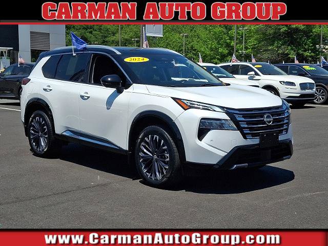 Used 2024 Nissan Rogue Platinum w/ Platinum Premium Package AWD/4WD image 1