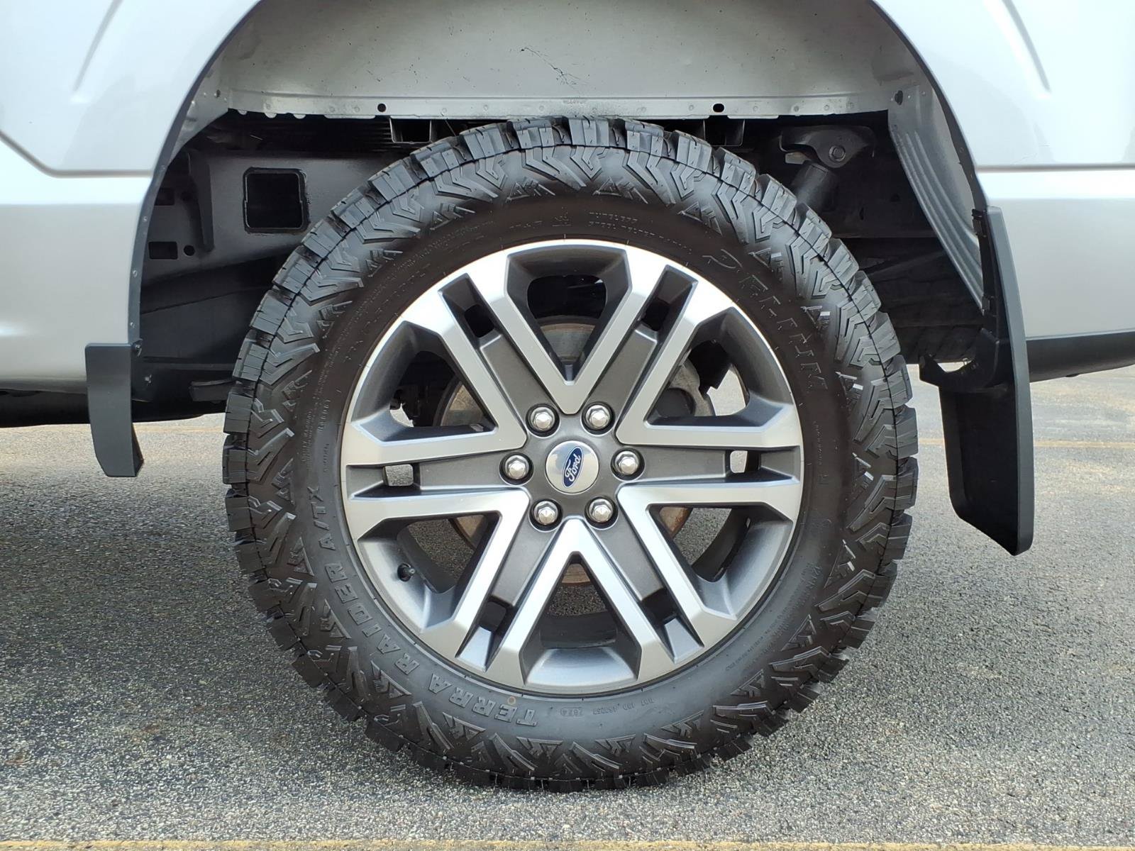 Certified 2021 Ford F150 XL w/ STX Appearance Package AWD/4WD image 8
