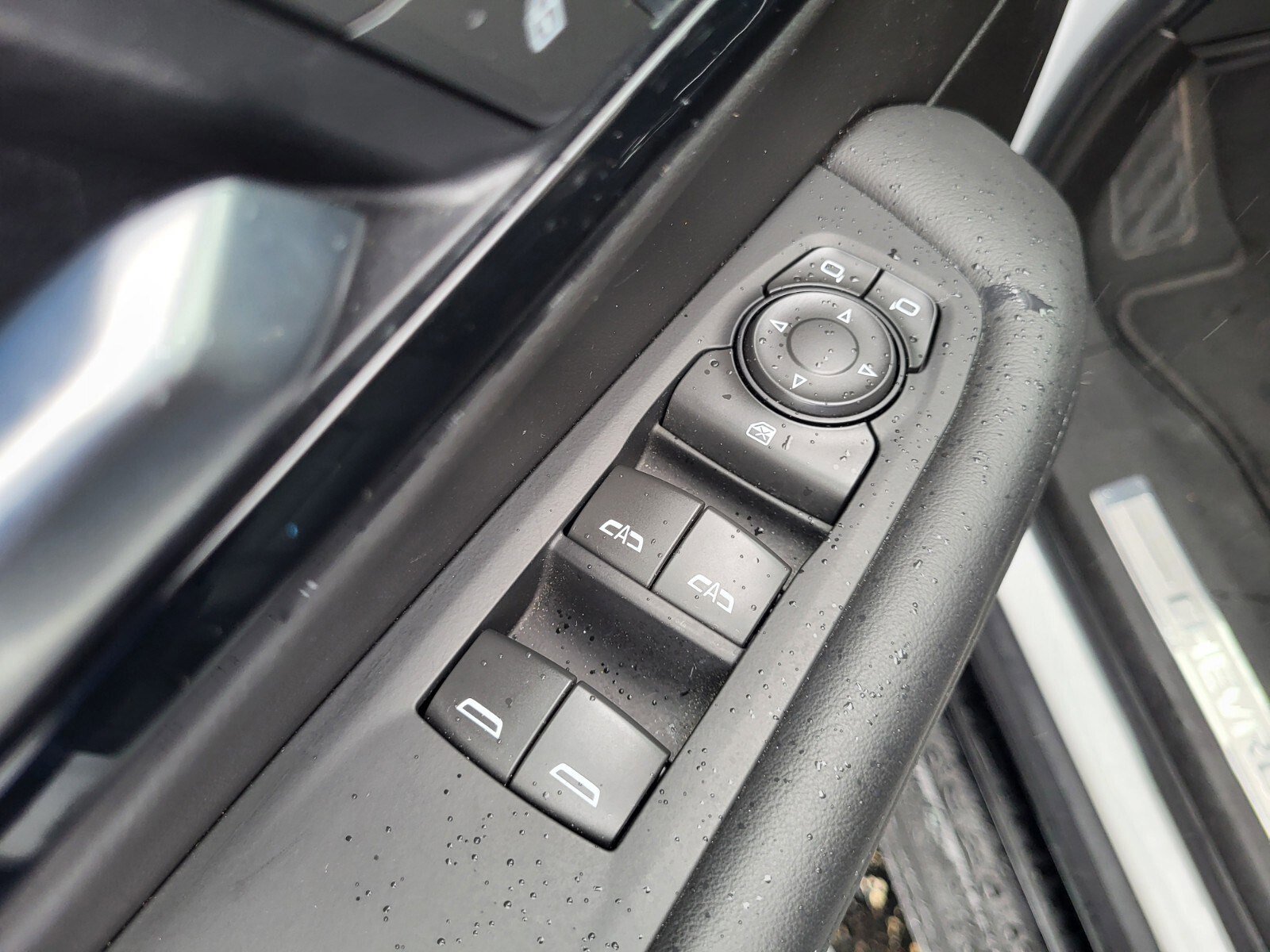 Used 2025 Chevrolet Tahoe LT image 18