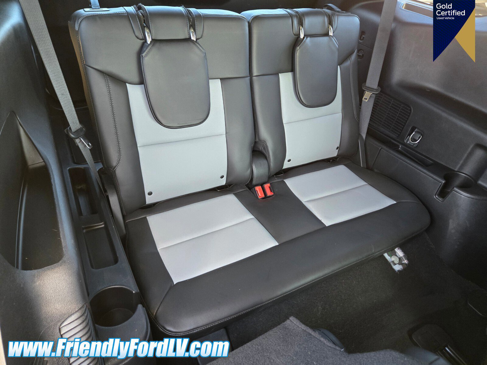 Certified 2022 Ford Explorer XLT w/ Equipment Group 202A image 13