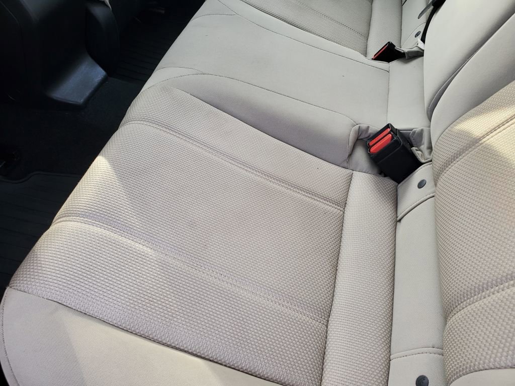 Used 2017 Subaru Impreza 2.0i Premium image 9