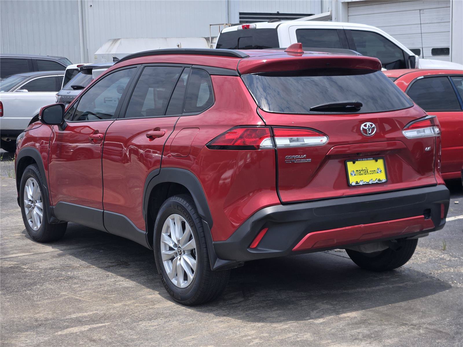 Used 2023 Toyota Corolla Cross LE FWD image 4