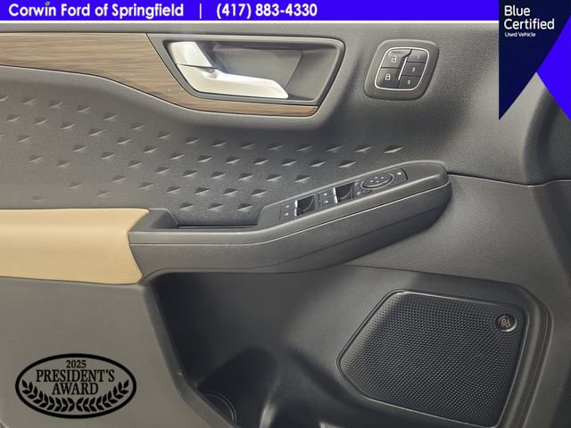 Certified 2020 Ford Escape Titanium image 33