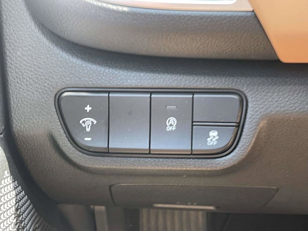 Used 2024 Kia Seltos EX image 28