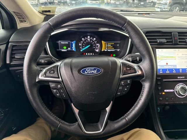 Certified 2020 Ford Fusion Energi Titanium FWD image 21