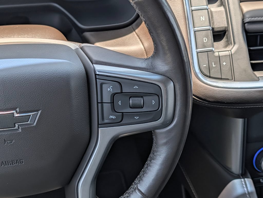 Used 2022 Chevrolet Tahoe Z71 w/ Z71 Off-Road Package AWD/4WD image 21