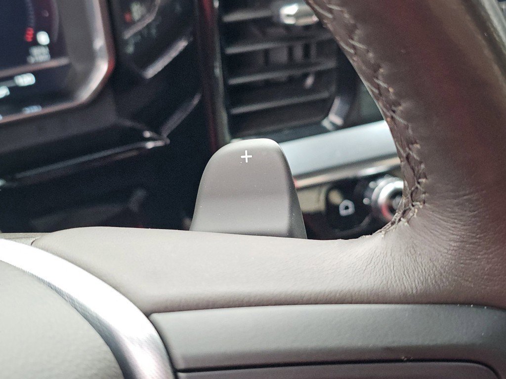 Used 2022 GMC Sierra 1500 SLT w/ SLT Convenience Package image 18