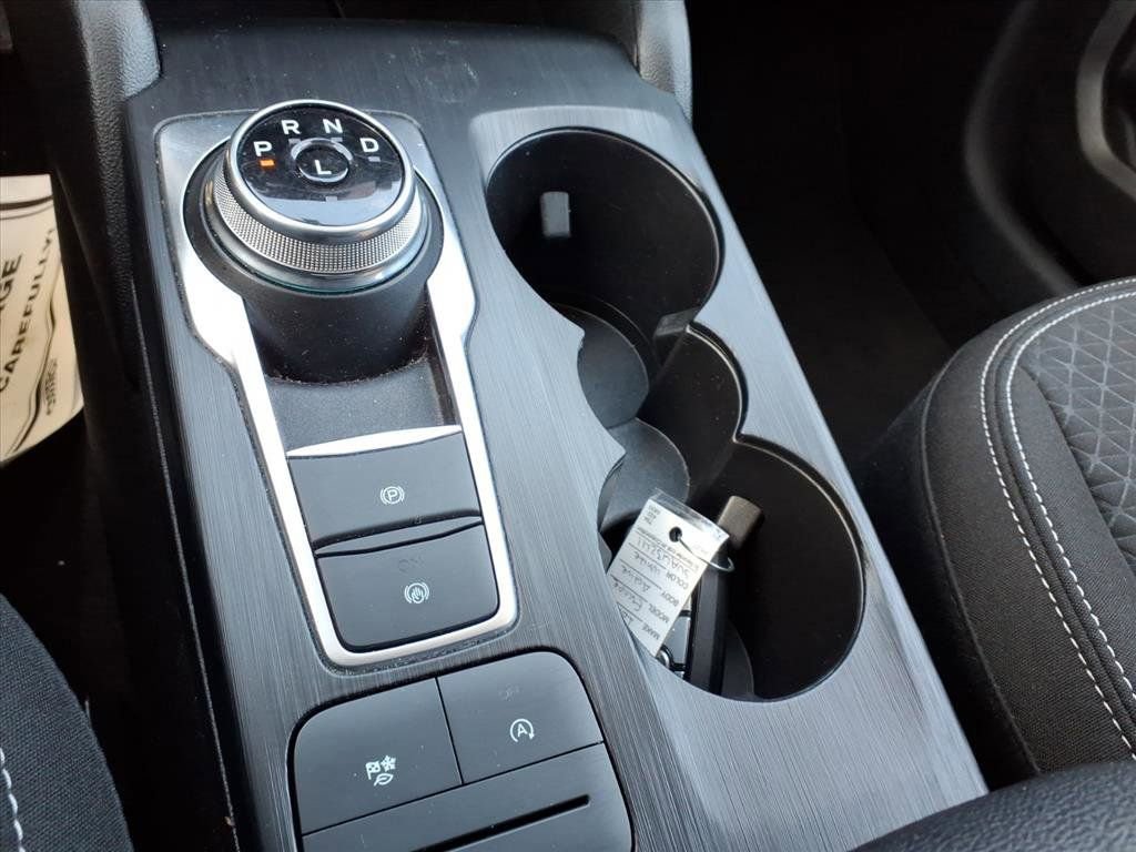 Certified 2025 Ford Escape Active AWD/4WD image 23