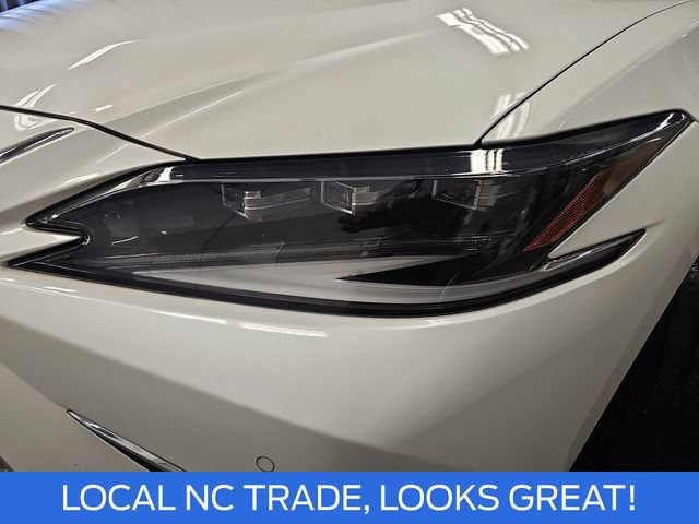 Used 2024 Lexus ES 350 Ultra Luxury w/ Accessory Package (Z2) FWD image 30