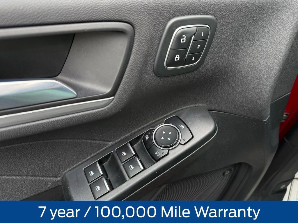 Certified 2023 Ford Escape Platinum w/ Premium Technology Package image 5