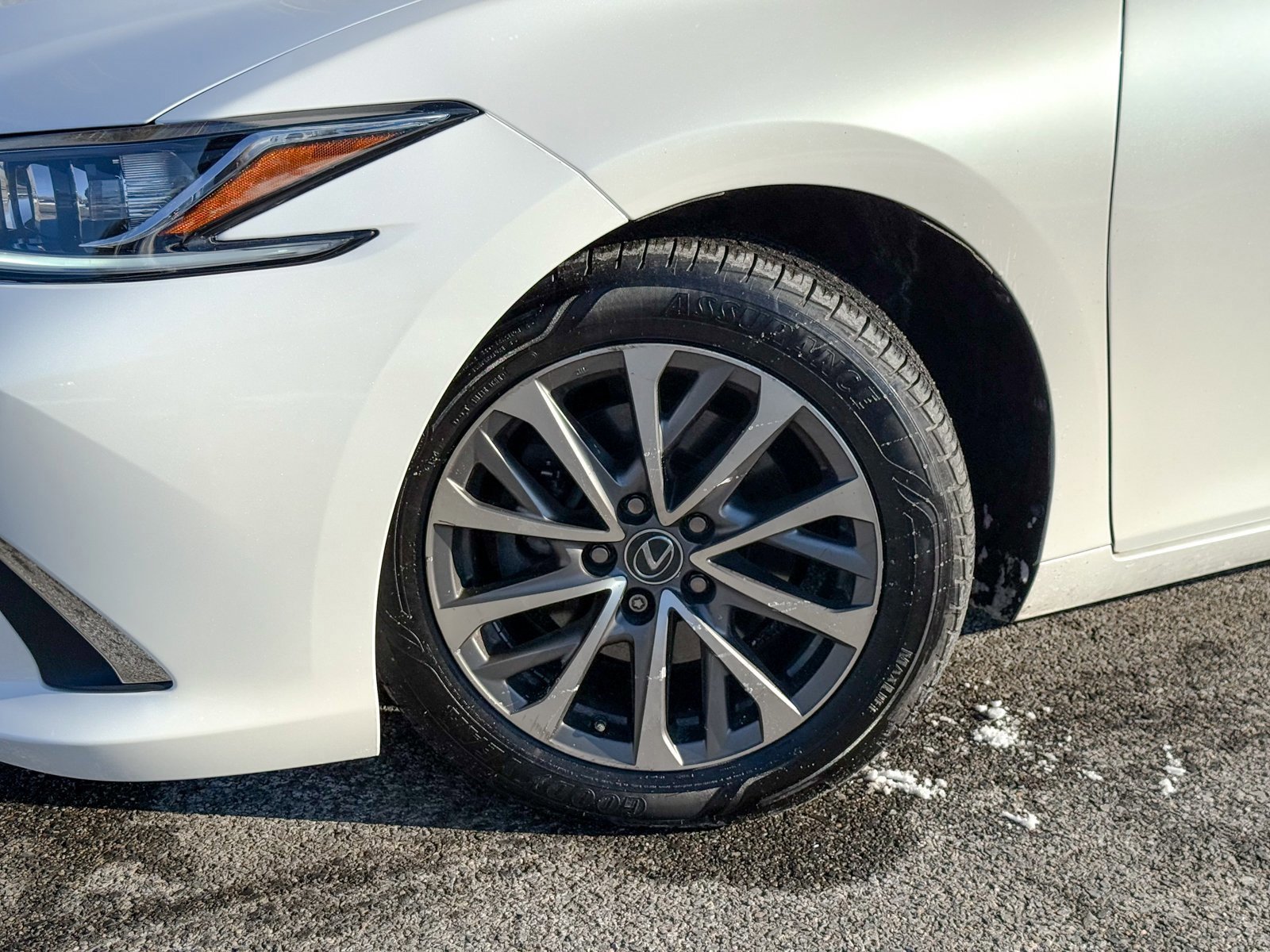 Used 2022 Lexus ES 350 image 10