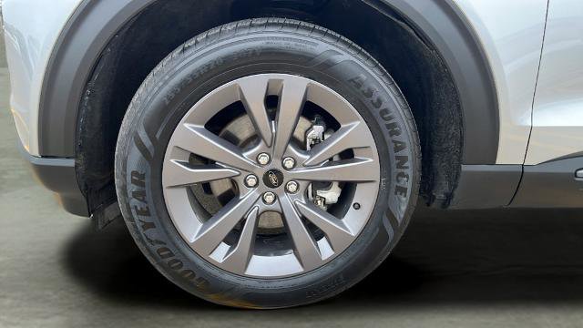 Certified 2023 Ford Explorer XLT w/ Equipment Group 202A image 14