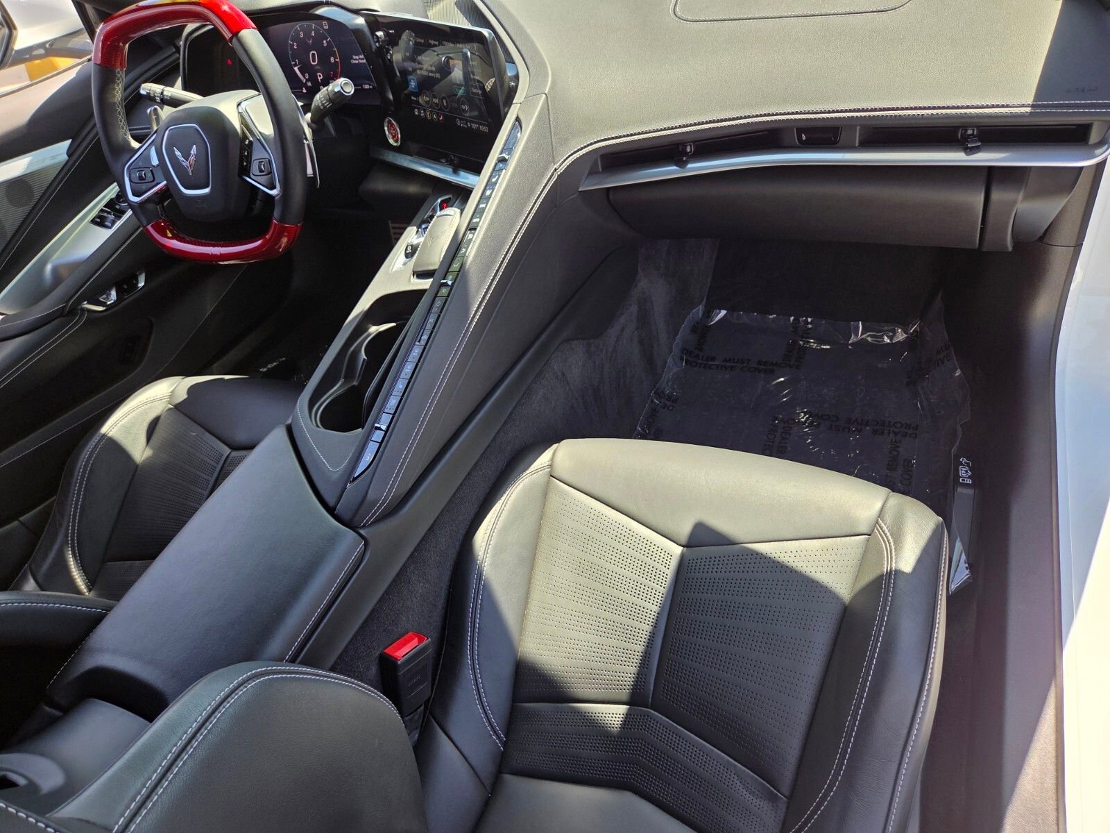 Used 2021 Chevrolet Corvette Stingray Preferred Cpe w/ Z51 Performance Package RWD image 15