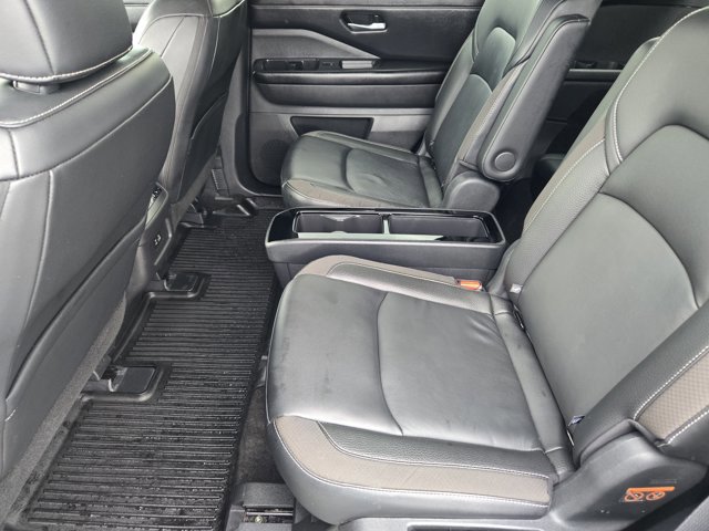 Used 2023 Nissan Pathfinder SL w/ SL Premium Package FWD image 27