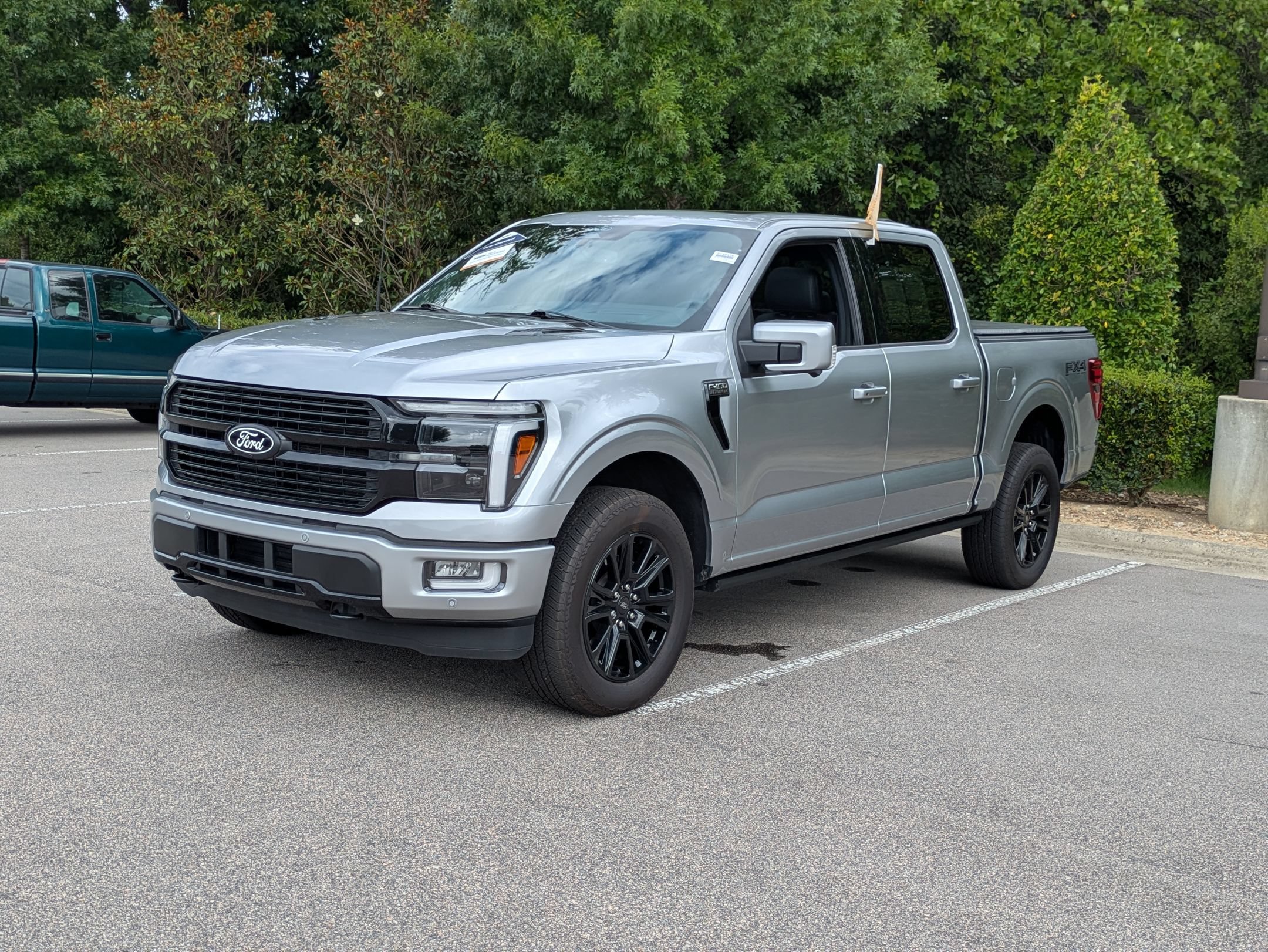 Certified 2025 Ford F150 Platinum w/ Equipment Group 702A High AWD/4WD image 8
