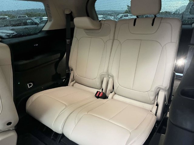 Used 2021 Jeep Grand Cherokee L Limited AWD/4WD image 15