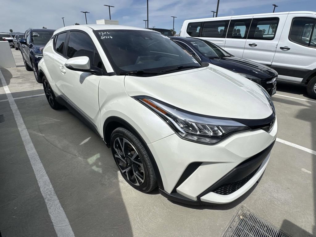 Used 2021 Toyota C-HR XLE FWD image 11