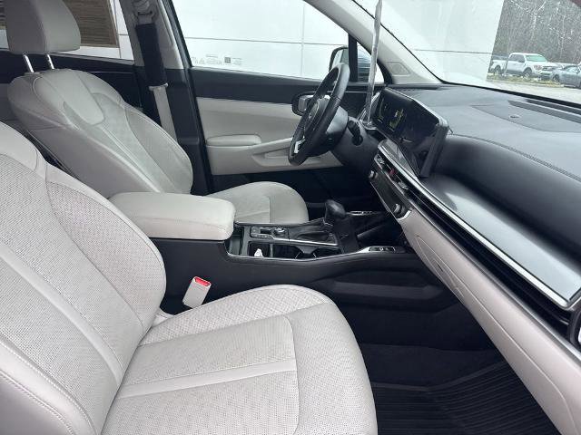 Used 2024 Kia Sorento S w/ Panoramic Sunroof Package image 33