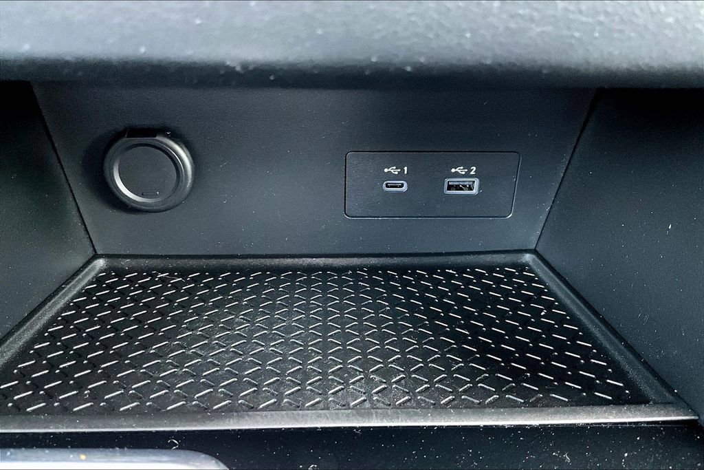 Used 2024 Nissan Pathfinder SV image 33