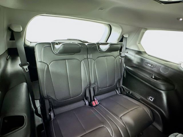 Used 2022 Jeep Grand Cherokee L Limited image 37