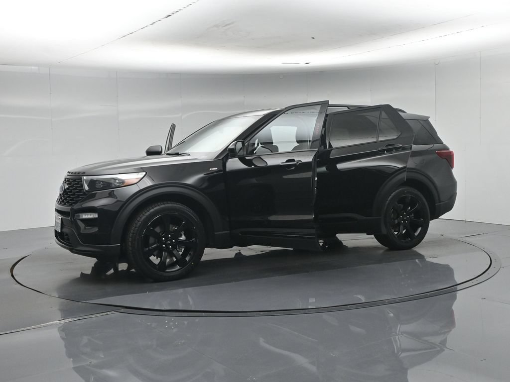 Certified 2023 Ford Explorer ST-Line RWD image 35