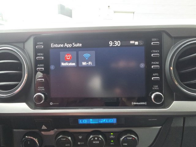 Used 2021 Toyota Tacoma SR5 AWD/4WD image 31