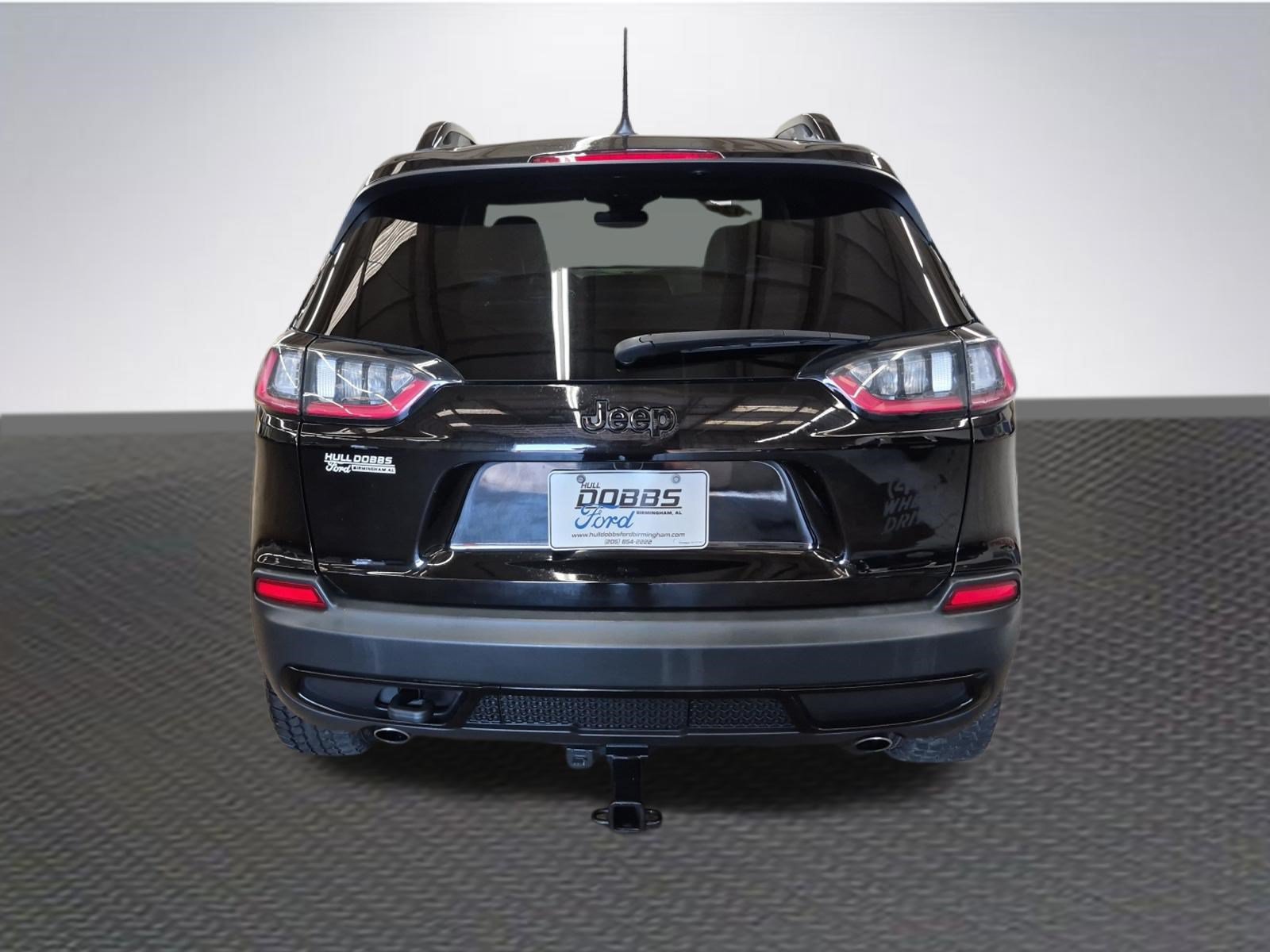 Used 2022 Jeep Cherokee Latitude AWD/4WD image 6