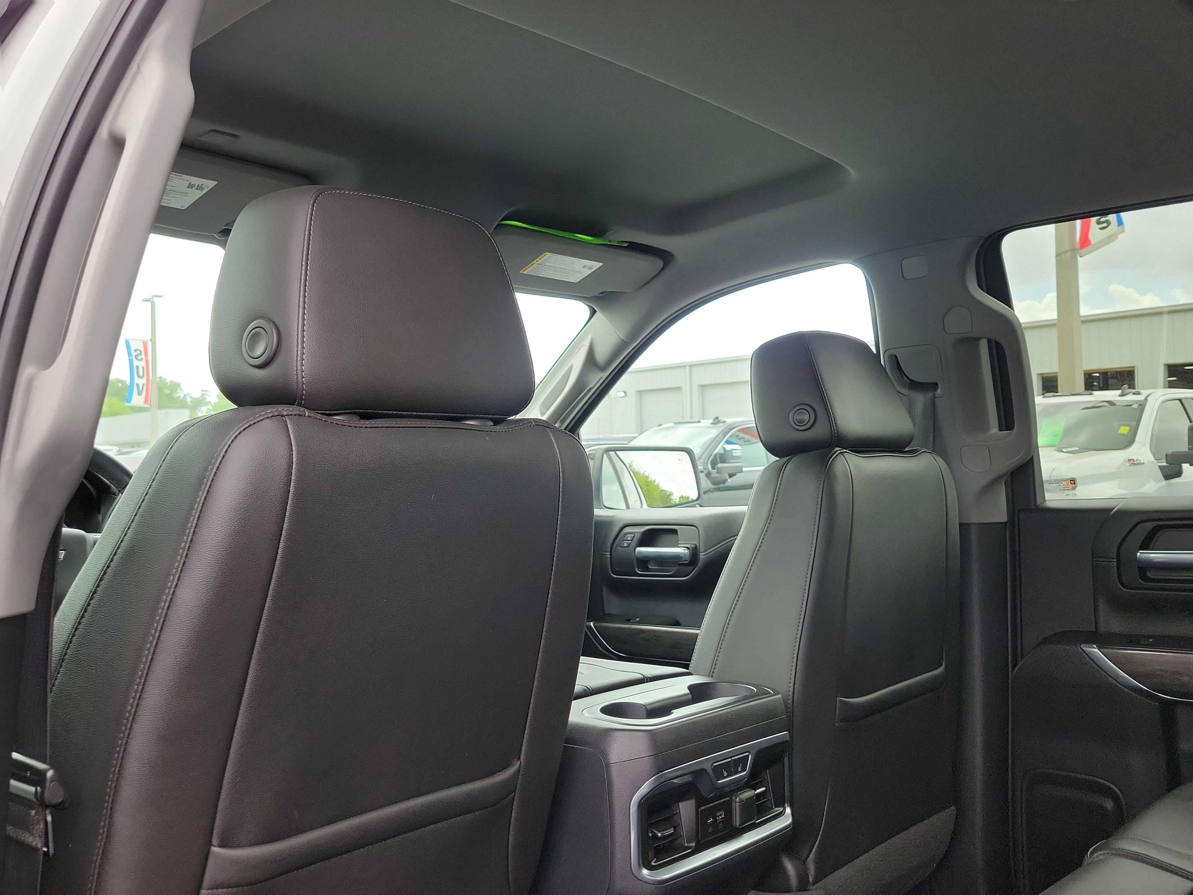 Used 2019 Chevrolet Silverado 1500 LTZ w/ LTZ Plus Package image 13